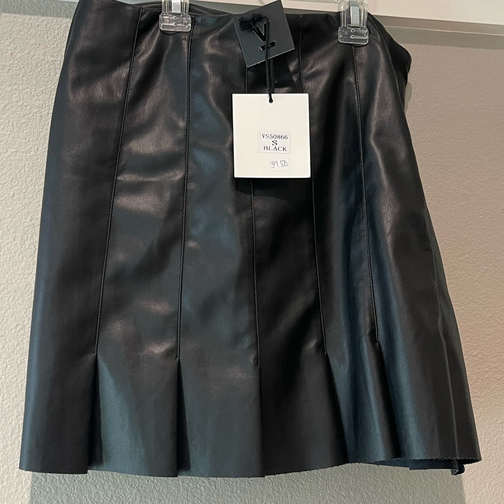 NWT black mini skirt